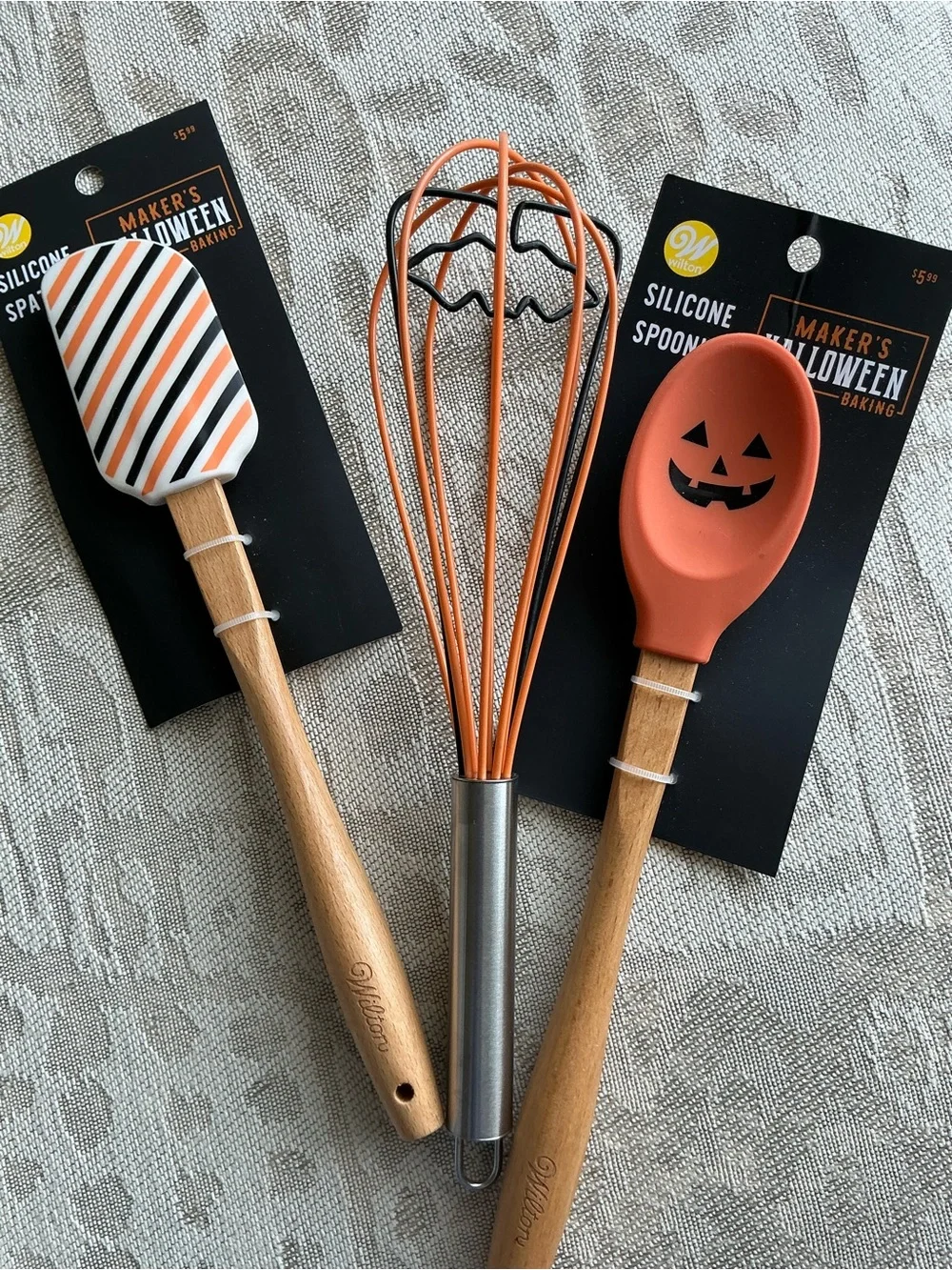 3 NWT and NWOT Halloween Kitchen Utensils 🎃